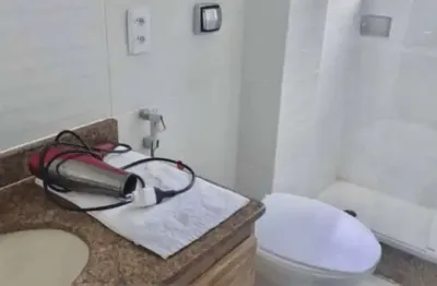 Apartamento para alugar na Rua Sá Ferreira, Copacabana, Rio de Janeiro - RJ