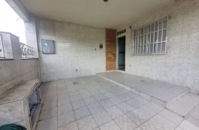 Casa à venda na Rua Epaminondas Jacome, Irajá, Rio de Janeiro - RJ