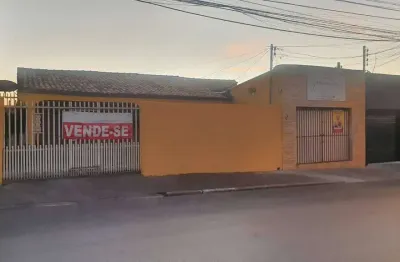 Terreno residencial a venda em ponto comercial no cpa ii