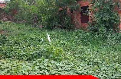 Terreno à venda no Jardim Umuarama, Cuiabá 