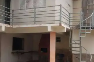Vende-se sobrado comercial no bairro nova várzea grande