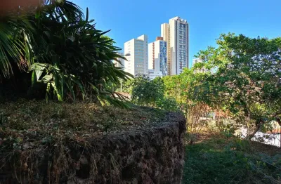 Sobrado com terreno de 1.490m² à venda no quilombo prox edificio arthé