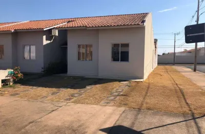 Excelente casa no condomínio rubi, 02 dormitórios sendo 01 suíte