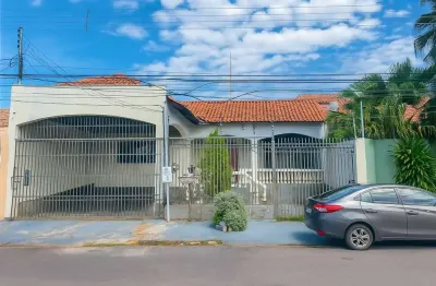 Casa à venda na Rua Vinte e Três, 61, Boa Esperança, Cuiabá