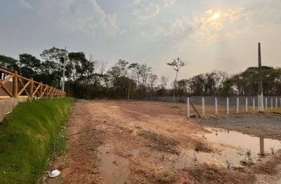 Terreno comercial à venda na Avenida Professora Edna Maria de Albuquerque Affi, Jardim Imperial, Cuiabá