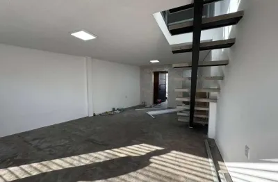 Excelente ponto comercial no bairro dom aquino de dois andares com 75m²