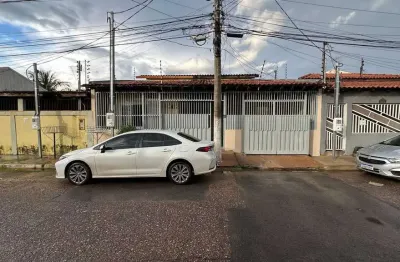 Casa com 3 quartos à venda na Rua L, Coophamil, Cuiabá