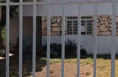 Casa à venda na Avenida Presidente Médici, Campo Velho, Cuiabá