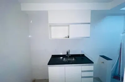 Alugo apartamento no condomínio rota do sol /região  olímpica