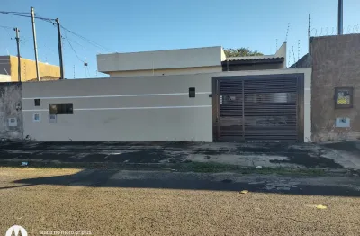 Casa com 3 quartos à venda na Rua Pirinópolis, 451, Jardim Samambaia, Campo Grande