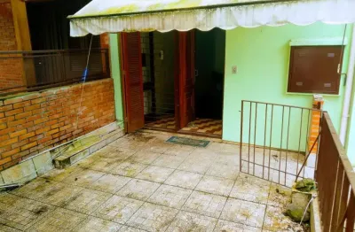 Casa com 2 quartos à venda na Rua Almiro Coimbra, 93, Morro Santana, Porto Alegre