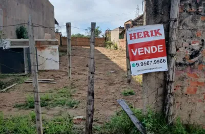 Terreno plano, aterrado e limpo, 10×40 para pavilhão ou galpão  próximo assis  brasil.