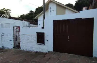 Casa em alvenaria,100 m2 , 02 dormitórios , jardim sabará - porto alegre - rs