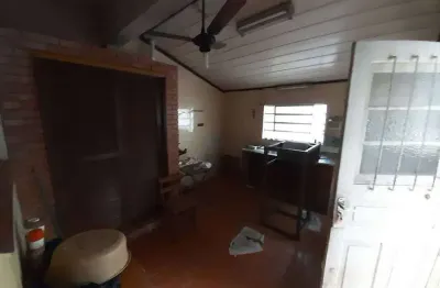 Casa antiga alv, terreno 330m2com 100 metros quadrados com 2 quartos em vila jardim - porto alegre - rs