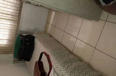 Apartamento , 2 quartos, sala, cozinha e banheiro,+ box, mário quintana - porto alegre - rs