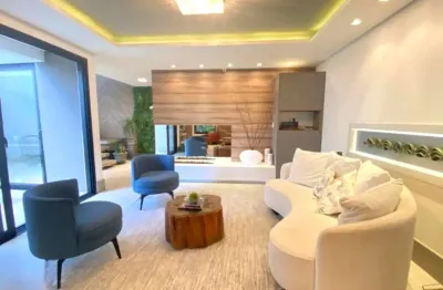 Casa no condomínio veredas em mogi das cruzes, com 3 suítes, salas, cozinha, área gourmet com churrasqueira e piscina.