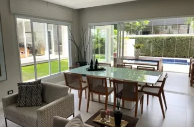 Casa para venda no condomínio residencial veredas em mogi das cruzes, são 3 suítes, salas, áres gourmet com churrasqueira e piscina e