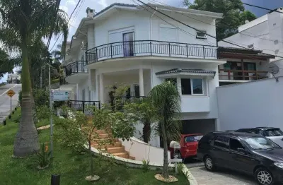 Casa de luxo em condomínio à venda em mogi das cruzes-sp, aruã: 3 quartos, 3 suítes, 3 salas, 5 banheiros, 6 vagas de garagem, 300m².