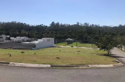 Terreno a venda condomínio veneza em cezar de souza, mogi das cruzes.