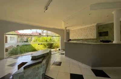 Casa térrea comercial para venda ou locação. casa dos sonhos para seu comercio. ampla casa para seu negócio em mogi das cruzes.