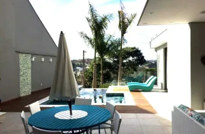 Casa a venda no condomínio arujá hills iii, jardim imperial.