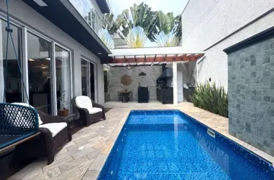 Casa de luxo em condomínio no bella citta: 3 suítes, 3 salas, 6 banheiros, 4 vagas - mogi das cruzes-sp!