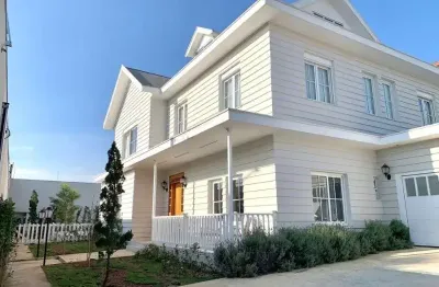 Casa com 3 quartos à venda na Rua Emílio Zapile, 679, Vila Oliveira, Mogi das Cruzes