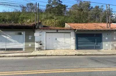 Casa à venda em mogi das cruzes-sp, bairro cézar de souza! 2 quartos, sala, banheiro, 2 vagas, 49m².