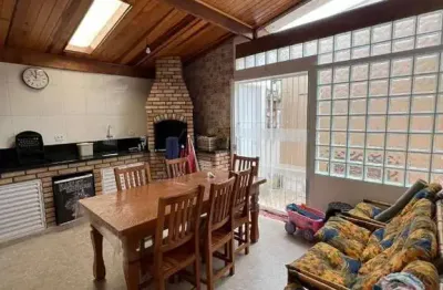 Casa com 3 quartos à venda na Rua Jorge Mansour Costa, 149, Indaia, Bertioga