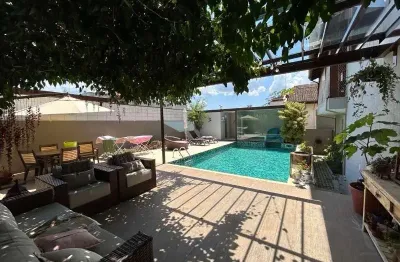 Casa de alto padrão no condomínio na Real Park, Mogi das Cruzes-SP: 7 quartos, 4 suítes, área gourmet com piscina, sauna, 8 vagas, 670m².