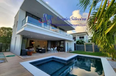 Belíssima casa com 4 suítes e piscina com hidro no alphaville fortaleza.