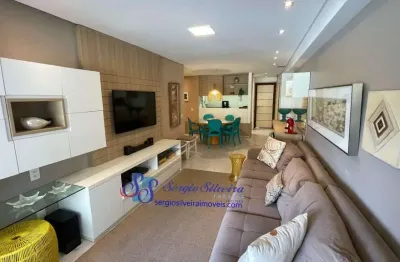 Apartamento térreo, mobiliado e com 3 suítes no porto das dunas.