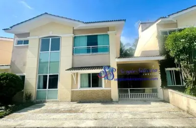 Casa em condomínio fechado com 4 quartos à venda na Avenida Odilon Guimarães, Lagoa Redonda, Fortaleza