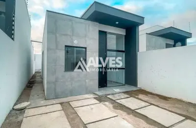 Casa com 2 quartos sendo 1 suíte com escritura grátis