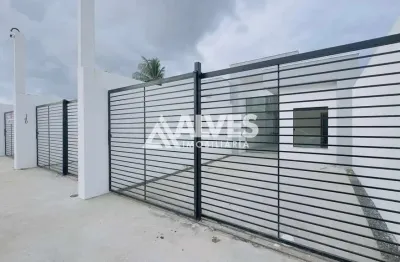 Casa com 2 quartos sendo 1 suíte e área gourmet completa
