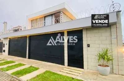 Casa de alto padrão com 3 suítes piscina e área gourmet completa