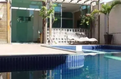 Casa de alto padrão com 5 suítes piscina área gourmet e academia privativa