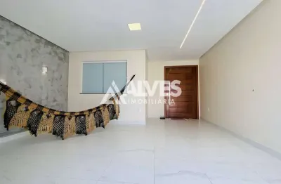 Casa com 2 quartos sendo 1 suíte com moveis planejados e energia solar