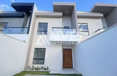 Casa  com 3 quartos sendo 1 suíte com closet  e varanda bairro sim