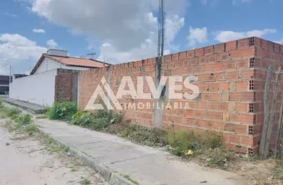 Terreno escriturado com 366m2  12 netros de frente no bairro papagaio
