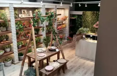 Ponto comercial para alugar na Rua Silvânia, 232, Vila Nova Conceição, São Paulo