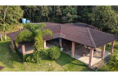 Excelente imóvel em antonina 7.200m²  zona urbana 2kms do centro. exclusividade