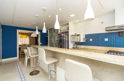 Casa com 5 quartos à venda no Bacacheri, Curitiba 