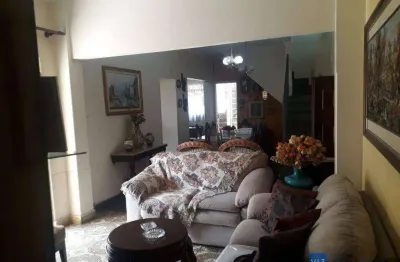 Casa com 6 dormitórios à venda, 199 m² por r$ 650.000,00 - centro - pouso alegre/mg