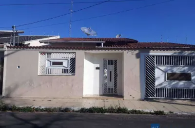 Casa com 3 dormitórios à venda, 278 m² por r$ 750.000,00 - são carlos - pouso alegre/mg