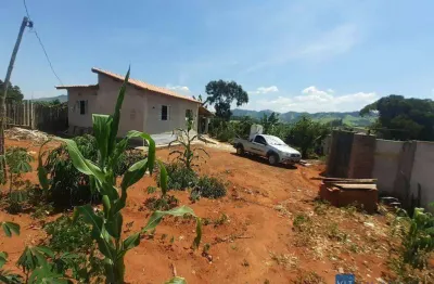 Casa com 2 dormitórios à venda por r$ 210.000 - pantâno - pouso alegre/mg