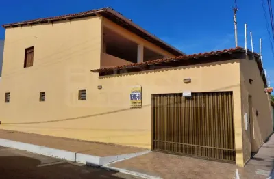 Casa à venda com 3/4 sendo 3 suítes na barra dos coqueiros