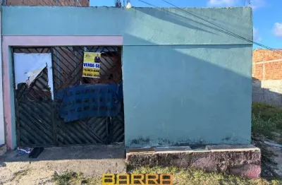 Vende-se imóvel em fase de acabamento, localizado no bairro lamarão.