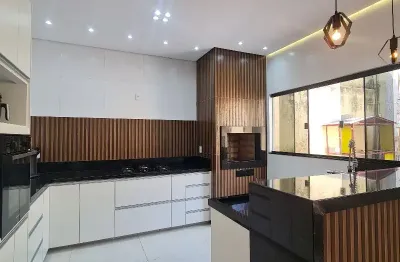 Casa com 4 quartos à venda na Qnm, 40, Taguatinga Norte (Taguatinga), Brasília