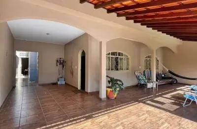 Casa com 3 quartos à venda na quadra 6, 1, setor norte (brazlândia), brasília por r$ 460.000